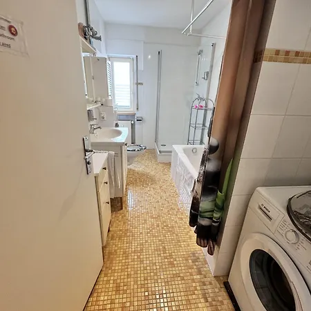 Werkstatt Ξενοδοχείο με διαμερίσματα