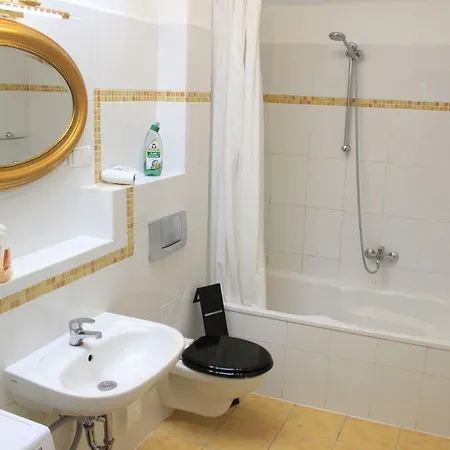 Werkstatt Aparthotel 4*